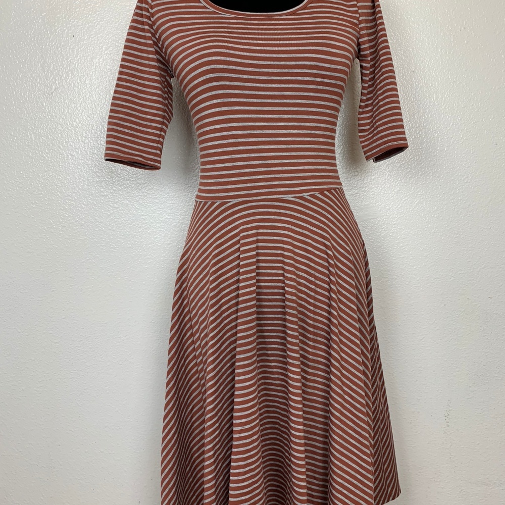 Lularoe Nicole Brown Gray Stripe Dress Size XS - Picture 5 of 7